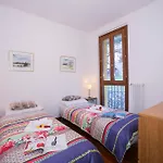 Regina Villetta - Happy Rentals Laglio