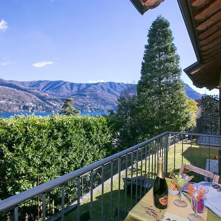 Residenza Regina Apartment Laglio