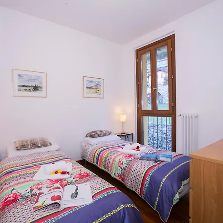 Regina Villetta - Happy Rentals Laglio
